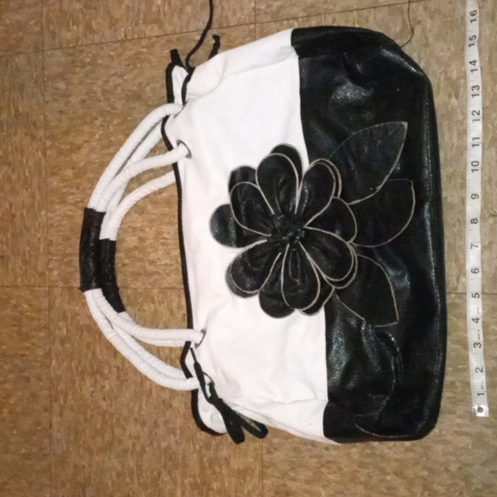 Women's purse